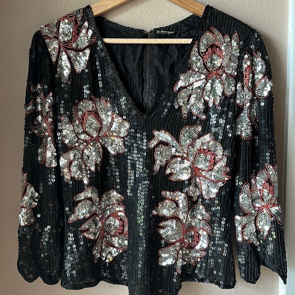 Vintage Sequin Floral 3/4 Sleeve V Neck Blouse